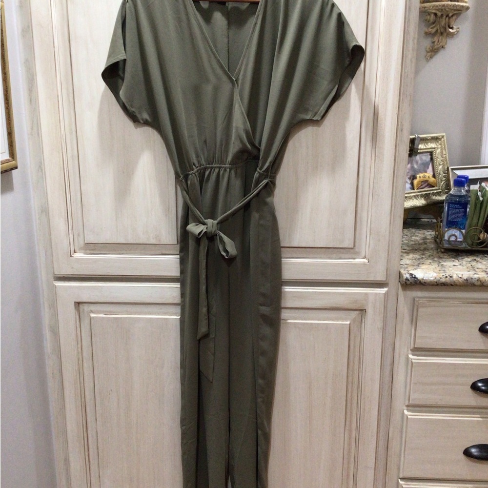 Forever 21 Jumpsuit Olive Green